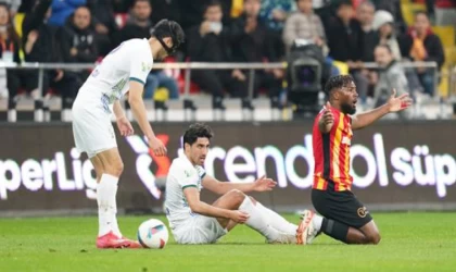 Duckens Nazon cezalı duruma düştü