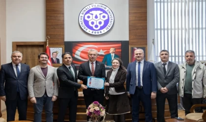 Eğitim Fakültesi tüm anabilim dallarıyla akreditasyonunu tamamladı