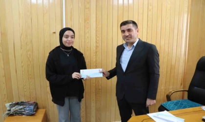 Elazığ’da dereceye giren öğrencilere ödül