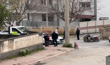 Elazığ’da otomobil ile motosiklet çarpıştı: 2 yaralı
