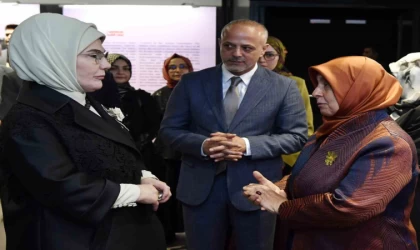Emine Erdoğan ”Saklı Kalanlar” sergisinin açılışını yaptı