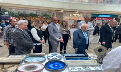 Epoksi ürünler ‘Sanatın Işıltısı’ ile sanatseverin beğenisine sunuldu