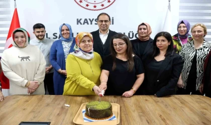 Erşan, Ebeler Haftası’nı kutladı