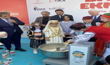 Esenler’de 8 ülkeden gelen çocuklar barış ekmeği pişirdi