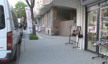 Esenyurt’ta kavgayı fırsat bilerek çantayı alıp böyle kaçtı