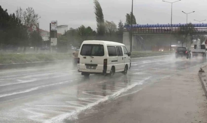 Eskişehir’de sağanak yağış