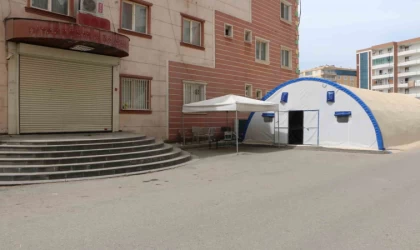 Evlat nöbetini sürdüren ailelerden çocuklarına çağrı: ”Silahları bırakın gelin”