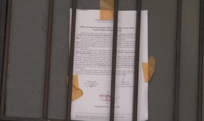 Fatih’te 6,2’lik depremde hasar alan 3 bina boşaltıldı