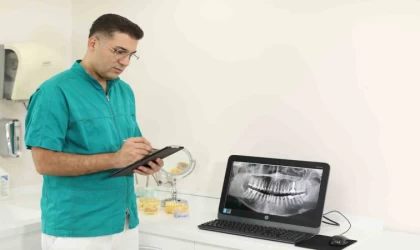 Hatalı yerleştirilen implanta karşı uzmanı uyardı: ”İmplant yaptırırken sağlam dişi feda etmeyin”