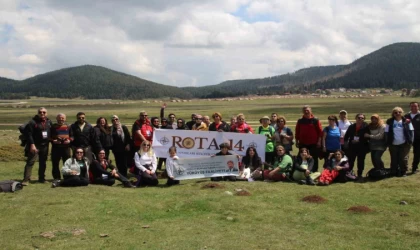 Hayatını kaybeden başkanlarının anısına yürüdüler