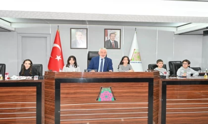 Ispartalı miniklerden Çünür Tepesi’ne oyun parkı kararı