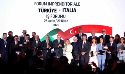 İtalya Başbakanı Meloni: ”Türk ve İtalyan şirketlerinin dinamizm ve kapasitesine güveniyoruz”