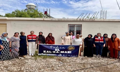 Jandarma, kadınlara bilgilendirmede bulundu