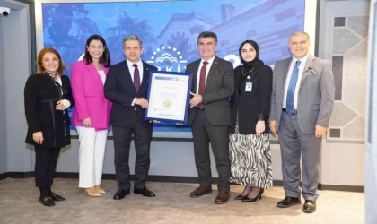 Kadın Doğum Mükemmeliyet Merkezi Sertifikası Türkiye’de ilk kez Türkiye Hastanesi’ne verildi