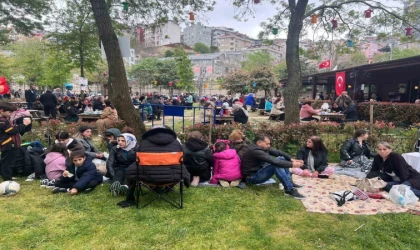 Kağıthane’de vatandaşlar deprem sonrası Hasbahçe Mesire Alanı’na akın etti