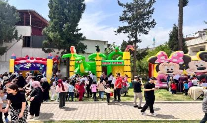 Kahramanmaraş’ta depremzede çocukların 23 Nisan coşkusu