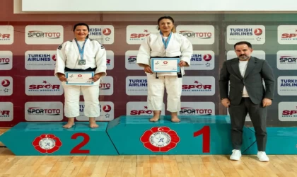 Kayserili veteranlar Ankara’dan madalya ile döndü