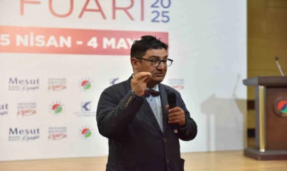 Kepez’de ”Düşünen Makine Çağında İnsan Olmak” konuşuldu