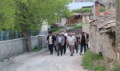 Köylüler dertlerini tek tek Başkana anlattı