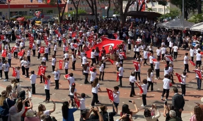 Kuyucak’ta 23 Nisan coşkusu
