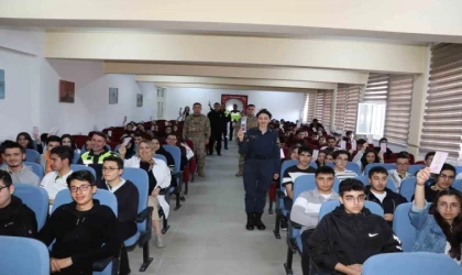 Lise öğrencilerine JSGA ve KADES tanıtıldı