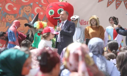 ”Mahallemde Bayram Var” şenliği Niğde’de bayram coşkusunu mahallelere taşıdı