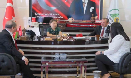 Makam koltuğunu 4.sınıf öğrencisi devraldı