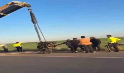 Mardin’de tır devrildi: 1 yaralı