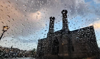 Meteorolojiden kuvvetli yağış uyarısı