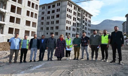 Milletvekili Ölmeztoprak, TOKİ konutlarını inceledi