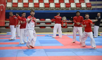 Milli karateciler, Ağrı’da yüksek rakımda çalışıyor