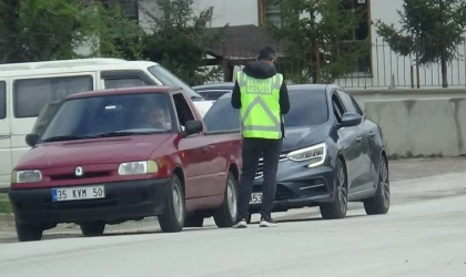 Mudurnu’da 3 sürücüye 39 bin lira ceza