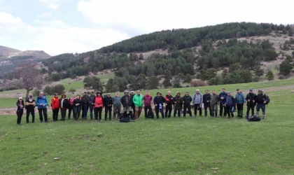 Muhteşem manzarada 17 kilometrelik yürüyüş