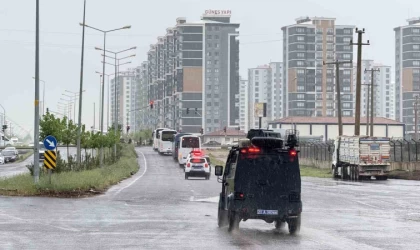 Narin Güran cinayeti davasında 15 sanık, ikinci kez hakim karşısına çıkmak üzere adliyeye getirildi