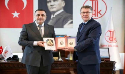 Nizami Gencevi’nin ünlü ”Hamse”sinin çevirileri Erzurum’dan