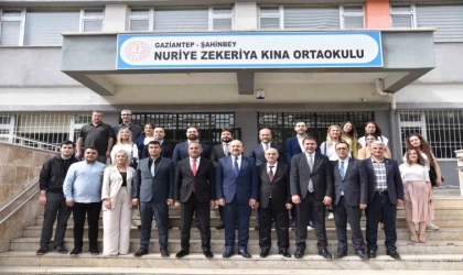 Nuriye Zekeriya Kına Ortaokulu’nda ”Gaziantep Sanayi Odası Kütüphanesi” açıldı