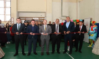 Oltu’da ev hanımlarına mesleki eğitim desteği