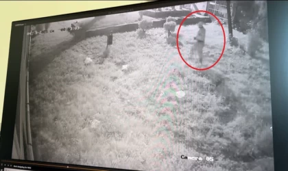 (Özel) Gece ev soyan sakar hırsız, olay yerinde telefonunu düşürdü