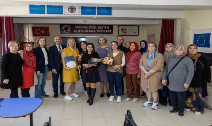 Özel öğrencilerin velilerine danışmanlık ve beslenme semineri