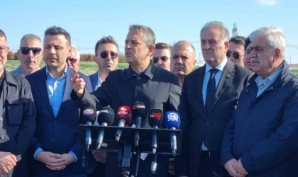 Özgür Özel: ”İmamoğlu’nun bütün programlarına bakın, o çanta jammer çantası”