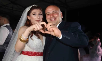 Pandemide nikahlanan çiftin düğün hayali 5 yıl sonra gerçek oldu