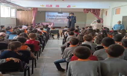 Prof. Dr. Mehmet Ekiz’den öğrencilere Dede Korkut’la milli değerler dersi