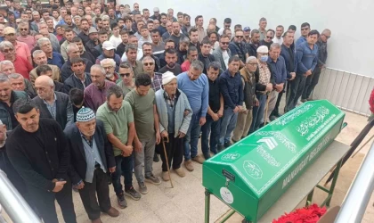 Rusya’da hayatını kaybeden dağcı Antalya’da son yolculuğuna uğurlandı