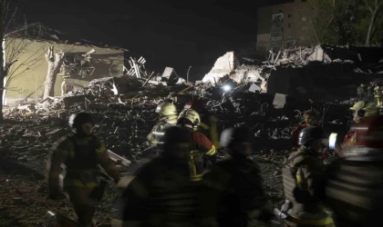 Rusya’nın Kiev’i hedef alan son saldırılarında bilanço ağırlaştı: Ölü sayısı 9’a, yaralı sayısı 63’e yükseldi