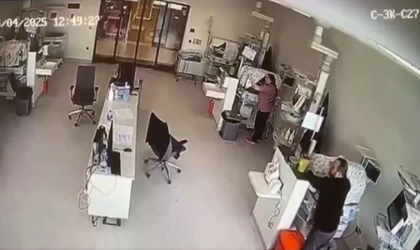 Sağlık çalışanları depremde bebeklerin yanından ayrılmadı