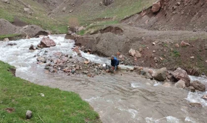 Şeyh Musa Deresi taştı, kentin içme suyu bulanık akmaya başladı