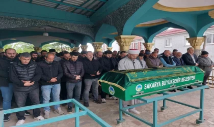 Silahla yaraladığı damadının 15 bıçak darbesiyle öldürdüğü şahıs son yolculuğuna uğurlandı