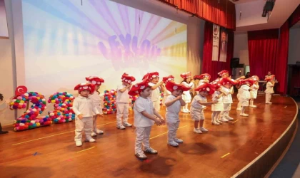 Sincan Belediyesi kreş öğrencileri 23 Nisan’ı coşkuyla kutladı