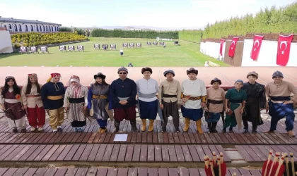 Sincan Geleneksel Okçuluk Kursu öğrencileri başarılarıyla gururlandırdı