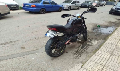 Sinop’ta trafikte tehlikeli şov hastanede bitti: 1 yaralı